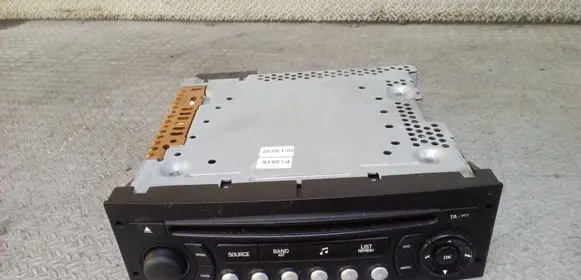 Peugeot 207 Radio/CD/DVD/GPS head unit 96613826XT00