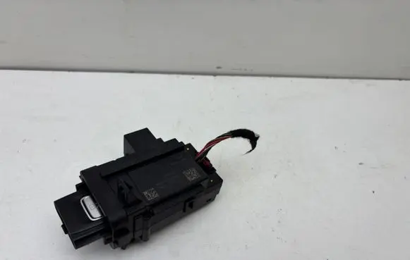 Audi Q5 SQ5 Ignition lock 8K0909131D