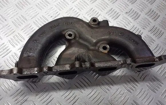 Renault Scenic II - Grand scenic II Exhaust manifold 038975