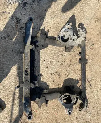 BMW 3 E90 E91 Front subframe 31116768812 6768812 10119015