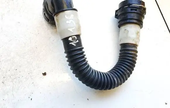 Tesla Model Y Engine coolant pipe/hose nw18