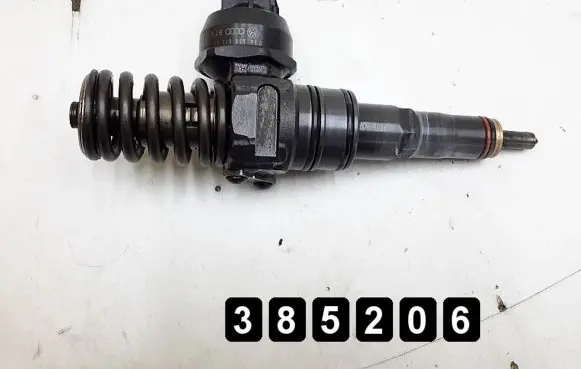 Skoda Roomster (5J) Fuel injector 038130073AG 0414720215