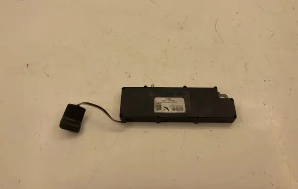 Jaguar S-Type Aerial antenna amplifier 2R8318C847