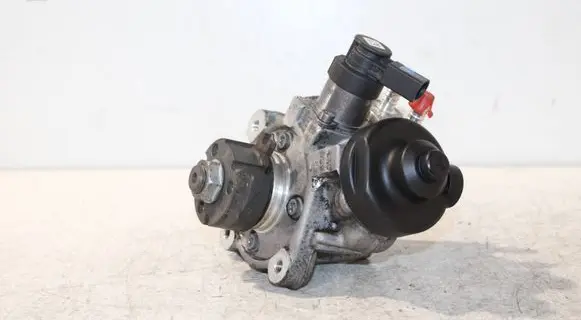 Audi A6 C7 Fuel injection high pressure pump 03L130755AC 0445010529