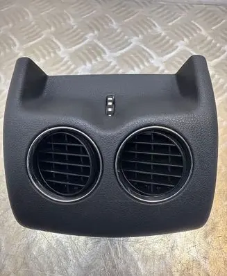 Peugeot 3008 I Rear air vent grill 9685097277