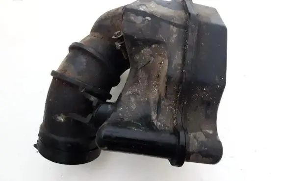 Mazda 626 Air intake hose/pipe