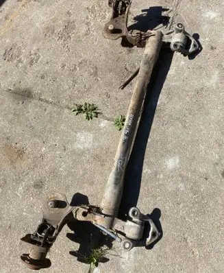 Opel Zafira B Rear axle beam 