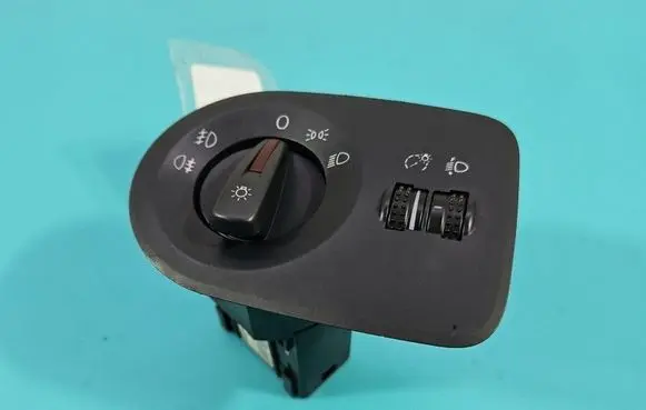 Seat Ibiza IV (6J,6P) Light switch 6J1941531J IMPRK1564299