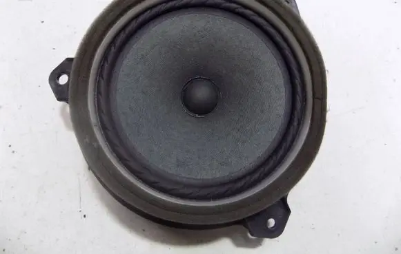 Toyota Avensis T220 Audio system kit 