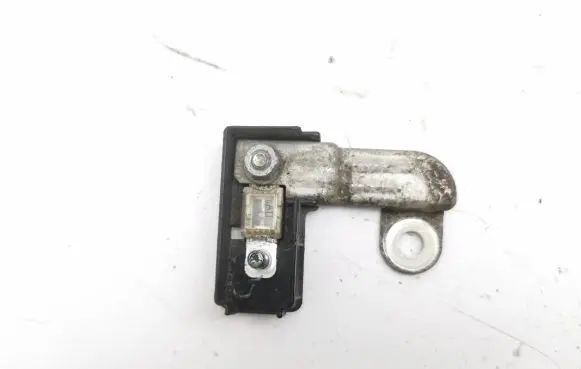 Peugeot 4007 Battery relay fuse 