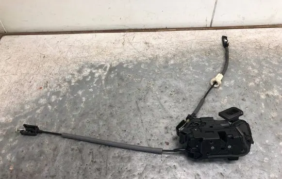 Volkswagen Golf VII Front door lock 5TB837016ABILI 5TB837016A