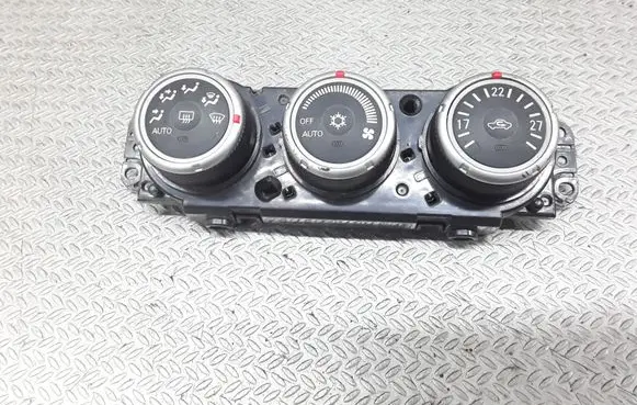 Peugeot 4007 Climate control unit 7820A082XA