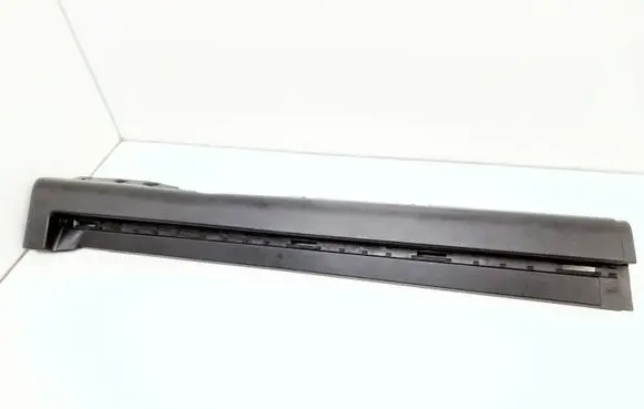 Citroen C6 Side skirt rear trim 9650947577