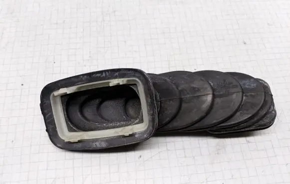 Skoda Octavia Mk2 (1Z) Other rear door trim element 1Z0959843A