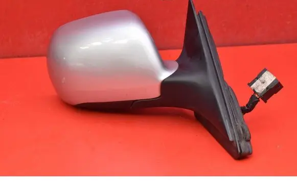 Audi A3 S3 8L Front door electric wing mirror 010481