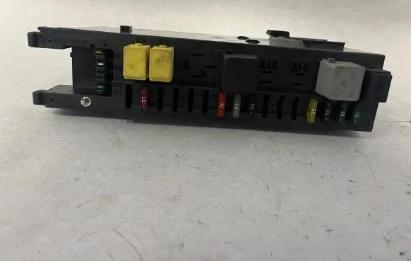 Mercedes-Benz C W203 SAM control unit 2035450701 5DK00797420 227151172