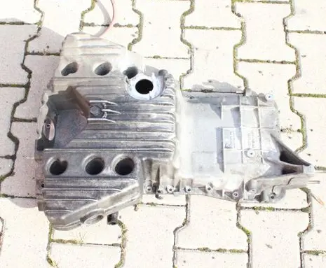 BMW 7 E65 E66 Oil sump 7789056