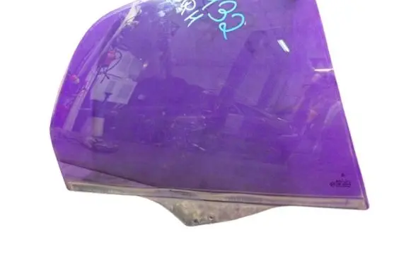 Citroen Xsara Picasso Front door window glass four-door 