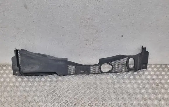 Audi A4 S4 B8 8K Wiper trim 8K1819447