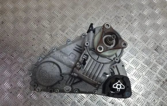 BMW X5 E70 Gearbox transfer box case 7574777
