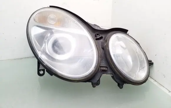 Mercedes-Benz E W211 Headlight/headlamp 16156400RE