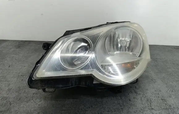 Volkswagen Polo IV 9N3 Headlight/headlamp 