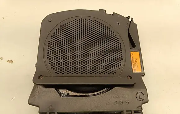 BMW 6 F06 Gran coupe Subwoofer speaker 9169687 48001002 61928910