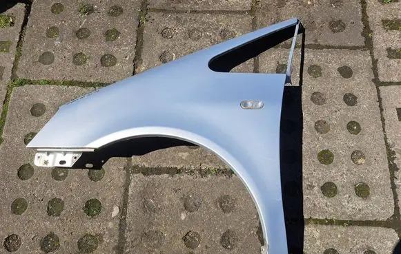 Ford Galaxy Fender