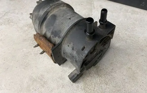 Ford Mondeo MK IV Fuel filter housing 6G9N9155CB 30792305 D0X1A