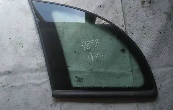 Opel Meriva A Rear side window as2