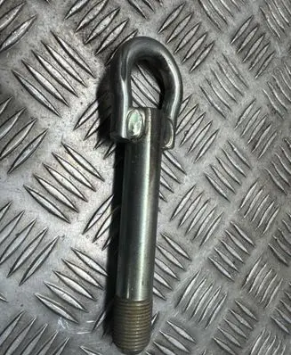 Toyota Avensis T270 Towing hook eye 