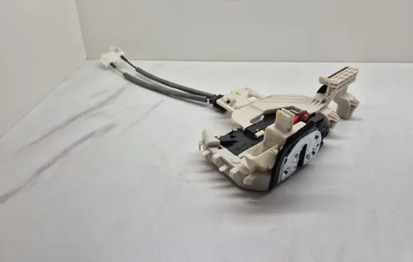 Hyundai Santa Fe Front door lock 81320S1010