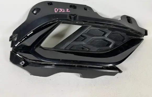 KIA Sportage Front bumper lower grill 86564R2CA0