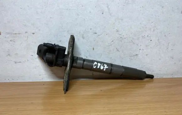 Audi A6 S6 C6 4F Fuel injector C867 059130277