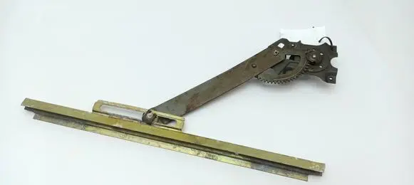 Mercedes-Benz COMPAKT W115 Rear door manual window regulator 