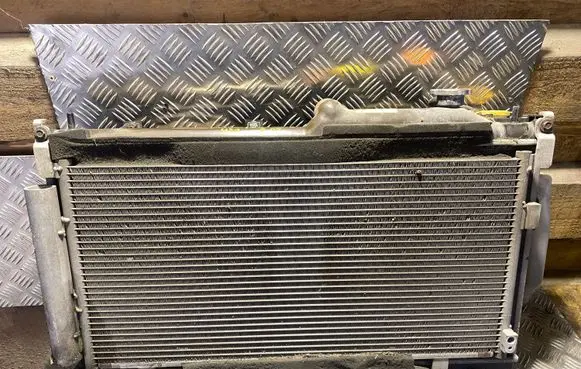 Subaru Forester SJ Radiator set 
