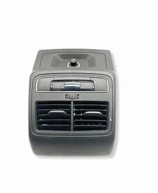 Audi A5 Rear air vent grill 8W0864376