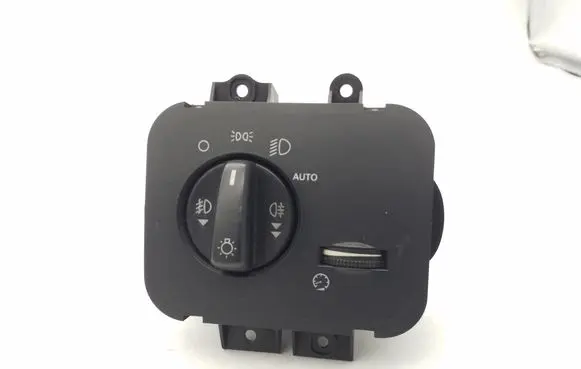 Land Rover Discovery 3 - LR3 Light switch YUD501220PVJ