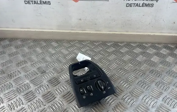 Light switch