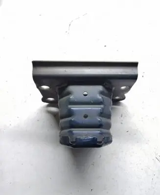 Toyota Corolla Verso AR10 Front bumper mounting bracket