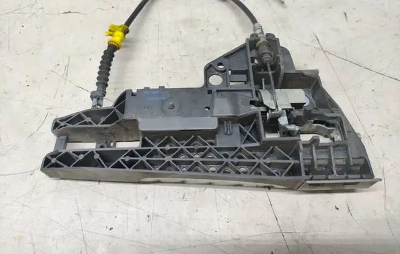 Audi A8 S8 D4 4H Front door exterior handle 4H1837885