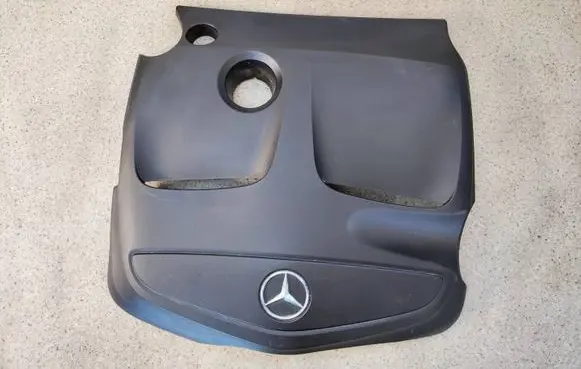 Mercedes-Benz A W176 Engine cover (trim) A270010280115 A2700102801