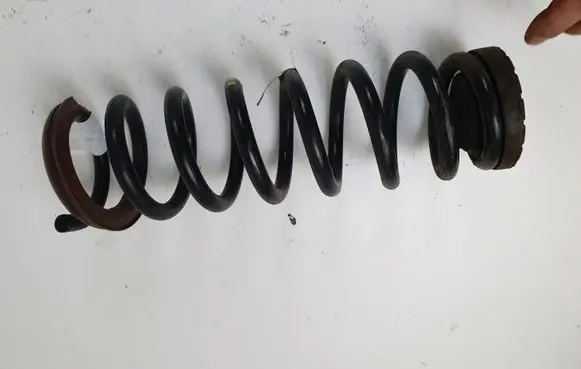 Hyundai i40 Rear coil spring 553503Z850 553413S000