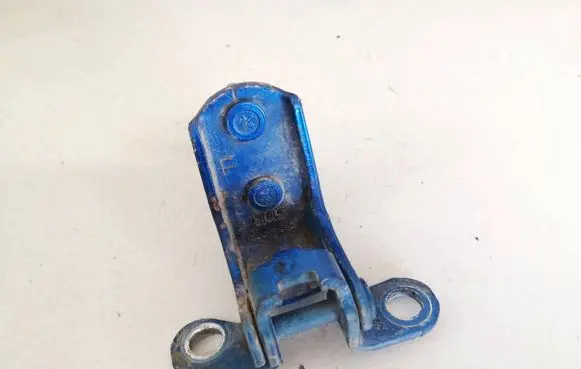 Honda Civic Rear door lower hinge