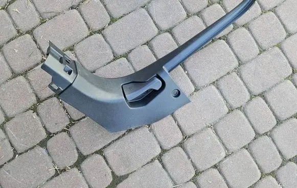 Opel Mokka B Front sill trim cover 9820797180