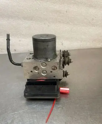 Porsche Taycan 9J1 Master brake cylinder DOPORSCHETAYCAN9J1 9J1614095R