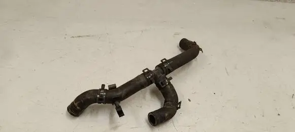Porsche Cayenne (92A) Engine coolant pipe/hose 057121105d