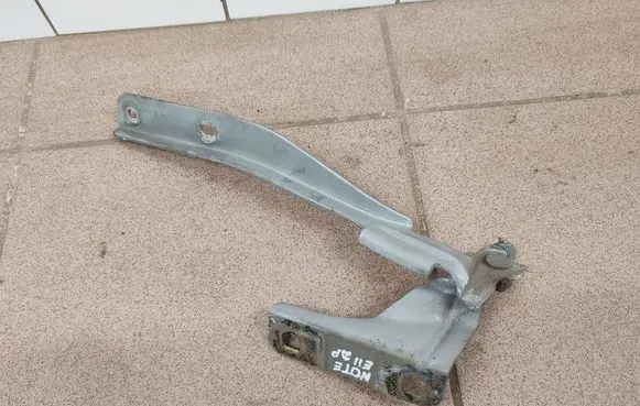 Nissan Note (E11) Engine bonnet/hood hinges