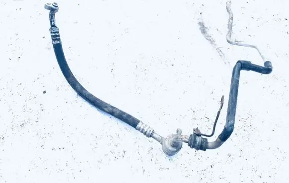 Volkswagen Golf IV Air conditioning (A/C) pipe/hose 1j1820743h