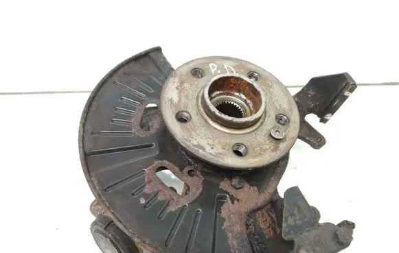 Mercedes-Benz ML W163 Front wheel hub spindle knuckle 4465861021